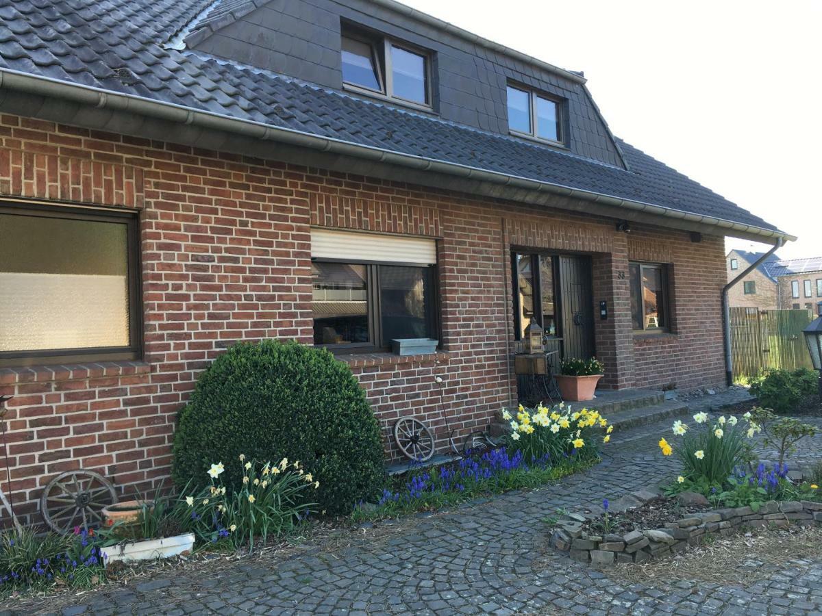 Ferienwohnung Niederrhein-Oase Kevelaer Buitenkant foto